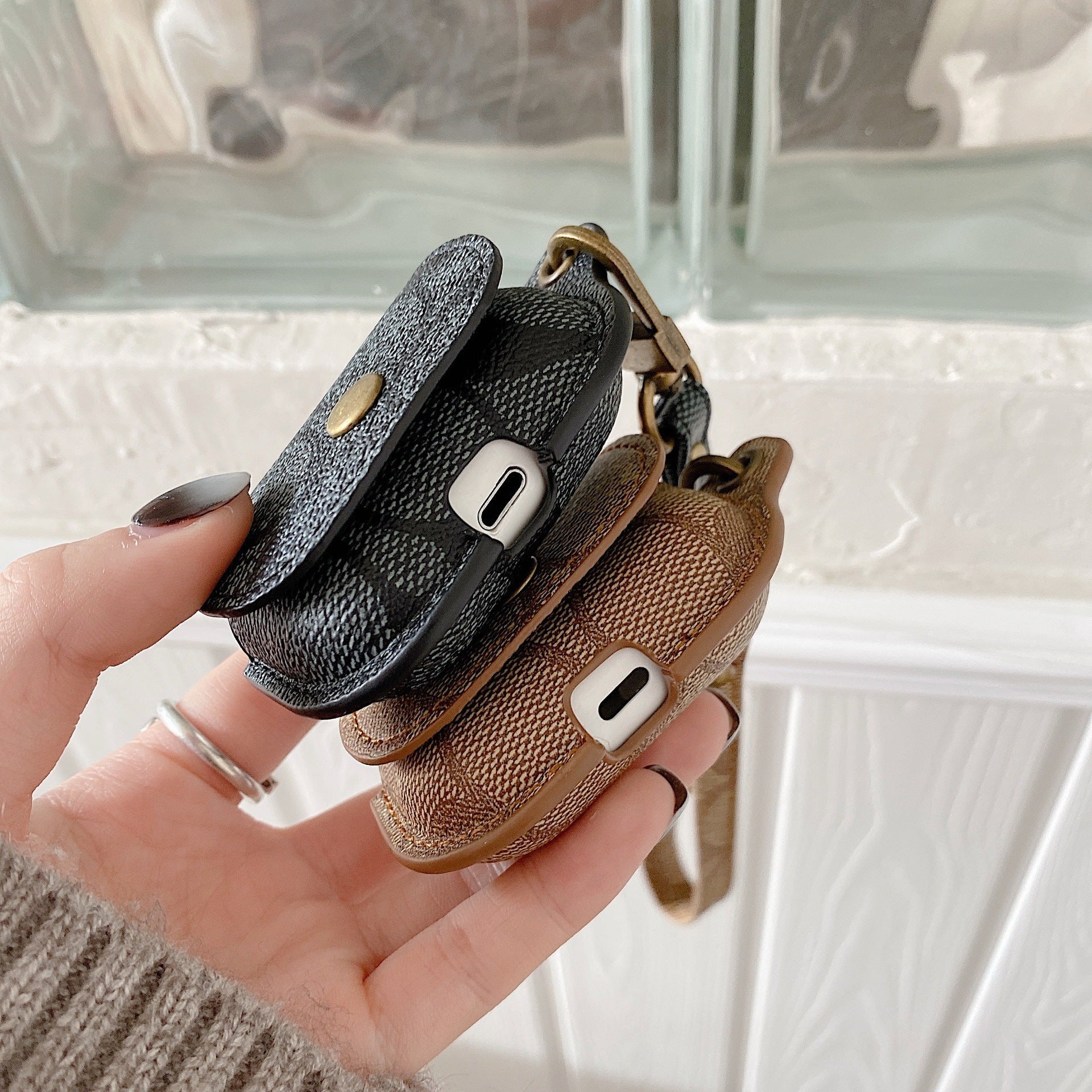 Leather Coach AirPods 3rd Generation Case Brown-CC231215 - 图片 5