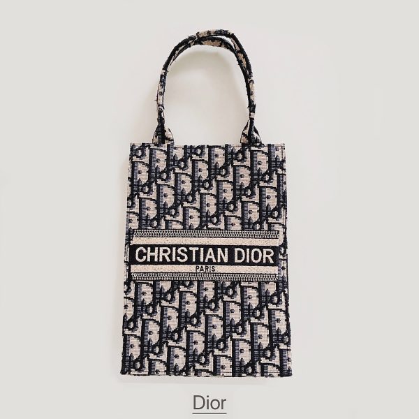 Classic Tote Bag With Crossbody Strap - 图片 11