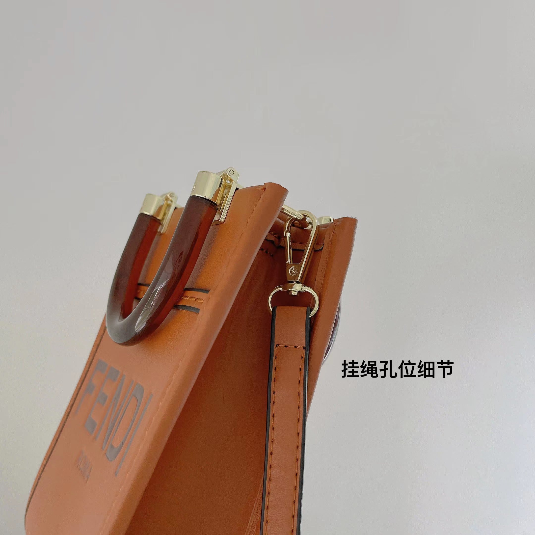 Classic Tote Bag With Crossbody Strap - 图片 12