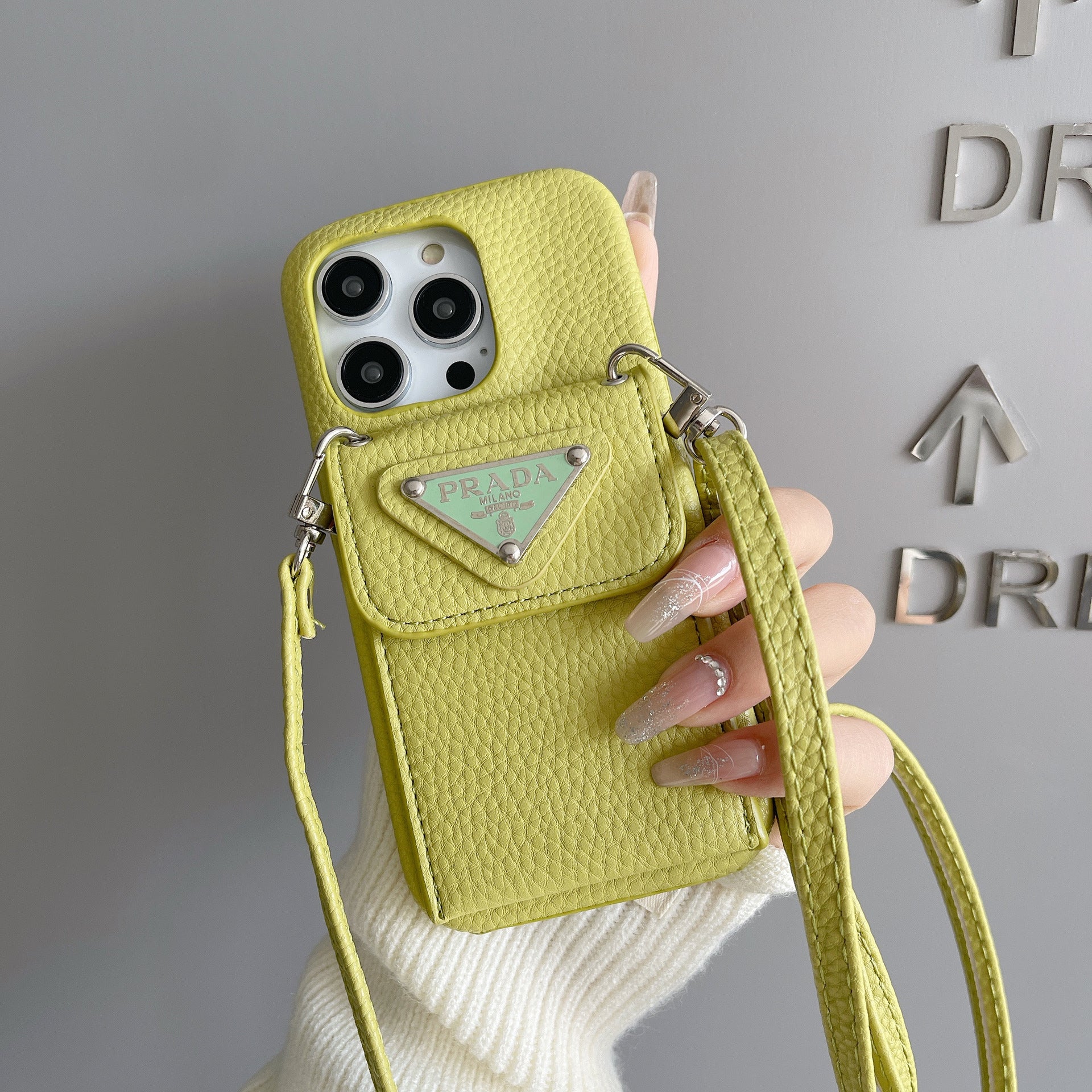 Pra Card Holder Chain iPhone 16 Case - 图片 7