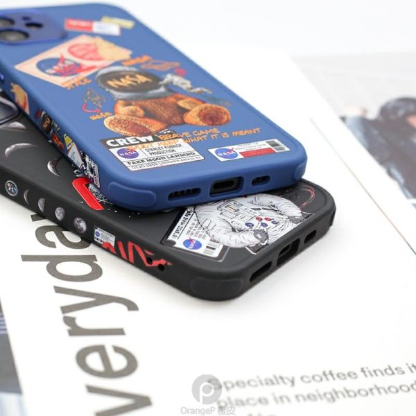 Blue Astronaut Bear iPhone Case - 图片 2