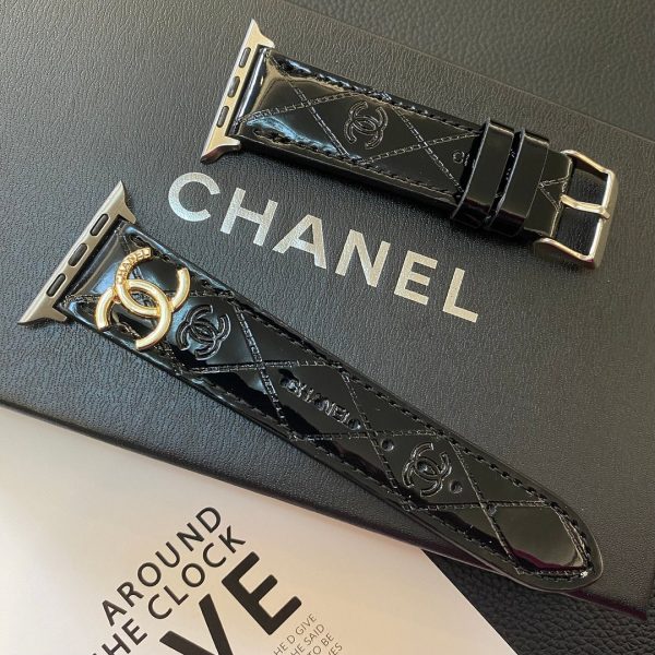 Glossy Leather Apple Watch Strap Luxury Metal Logo - 图片 17