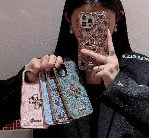 Gue Gold Logo Leather iPhone Case - 图片 11