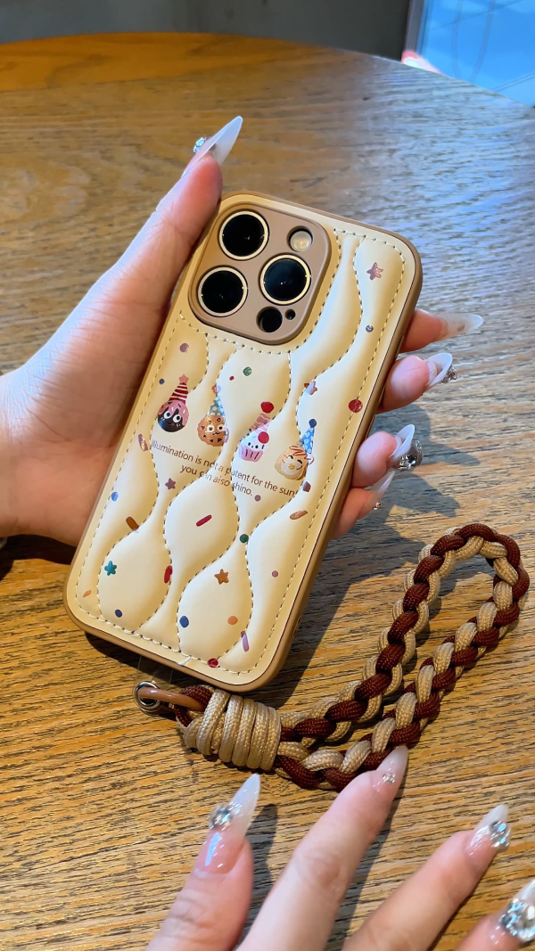 Feather-light Cozy: Chic Cookie-Inspired iPhone Case for Trendsetters - 图片 3