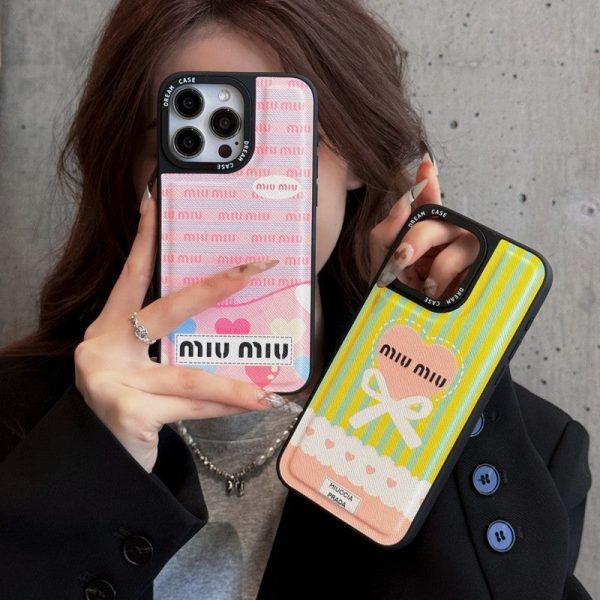 Miu Green & Pink Leather iPhone Case - 图片 5