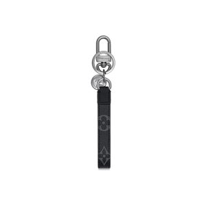 1V key chain-701