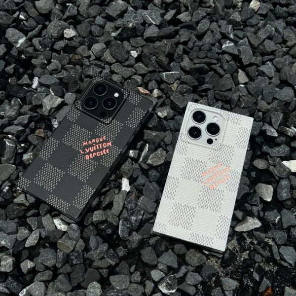 Lou Black & White Sqaure iPhone Case - 图片 6
