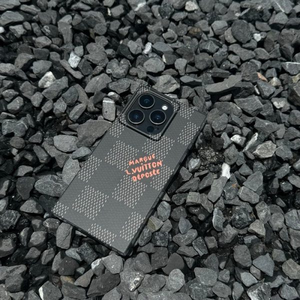 Lou Black & White Sqaure iPhone Case - 图片 13