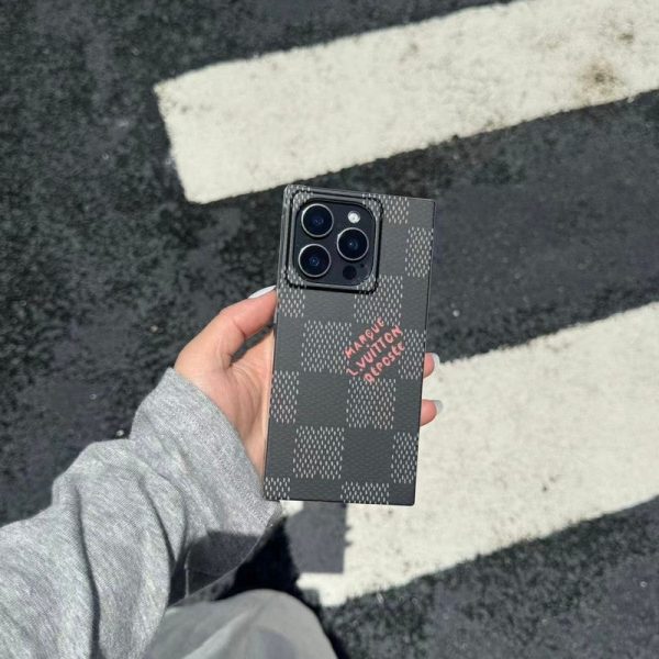 Lou Black & White Sqaure iPhone Case - 图片 5