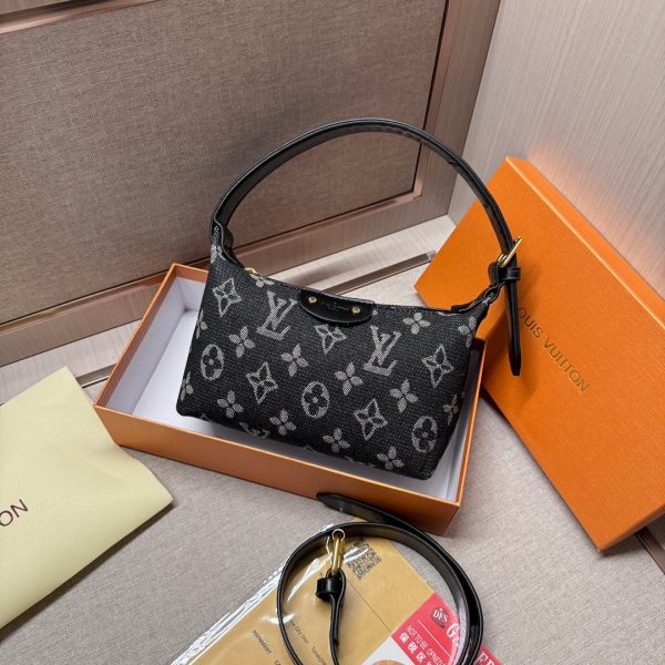 Timeless Luxury: Leather Hand Bag for the Modern Sophisticate - 图片 4