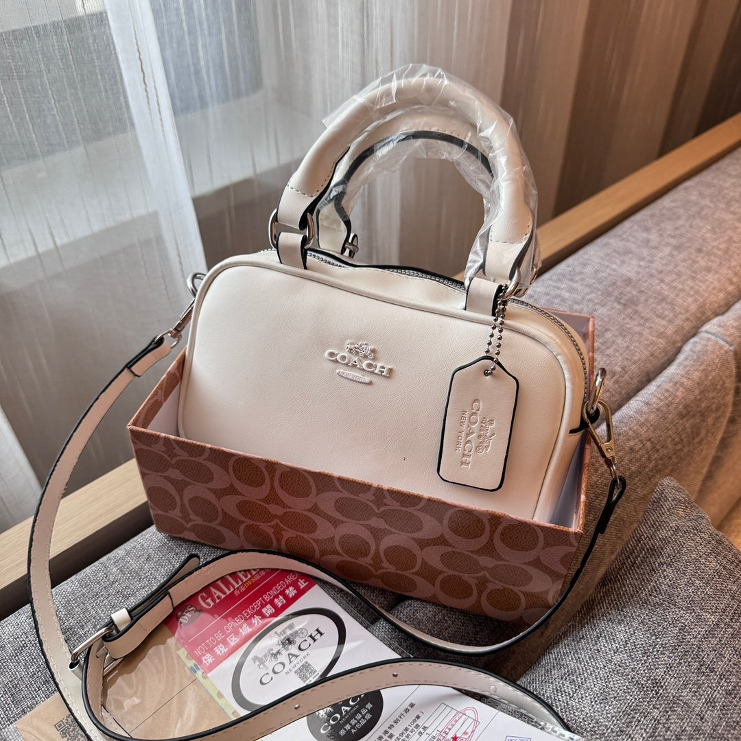 Elegant Leather Handbag: A Touch of Light Luxury - 图片 2