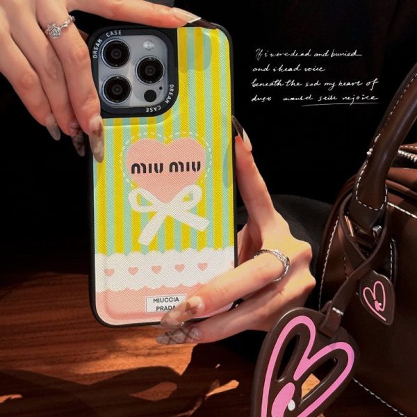Miu Green & Pink Leather iPhone Case - 图片 3