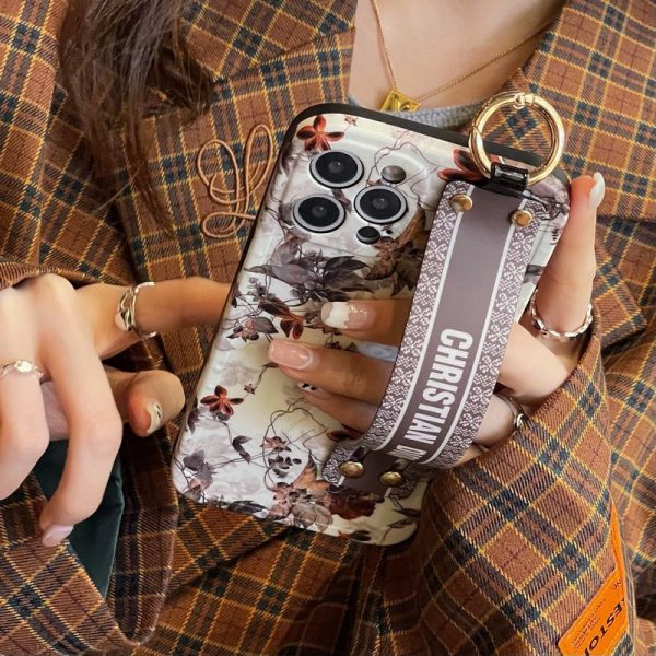 CD Maple Leaf Wristband iPhone Case - 图片 8