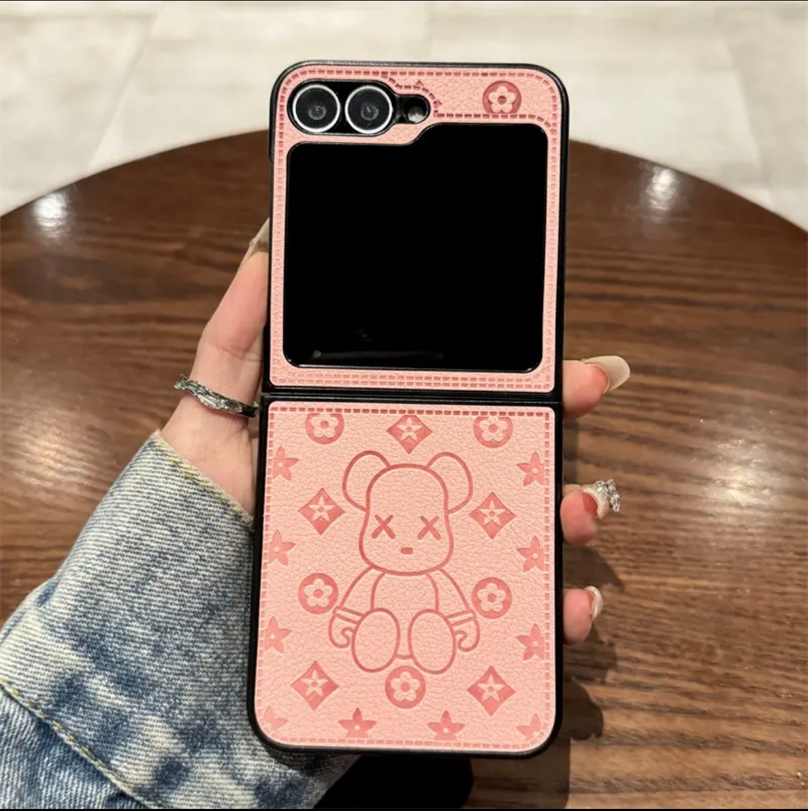 "Samsung Z Flip series leather folding anti-fall mobile phone case, with finger ring buckle design" - 图片 16