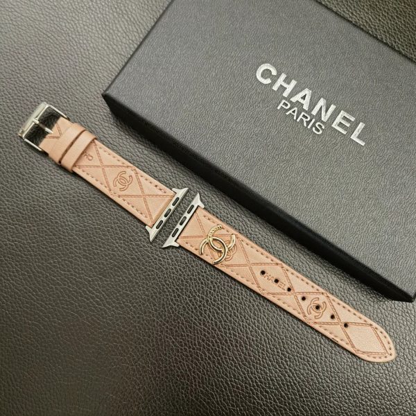 Luxury Gold Monogram 3D Embossed Leather Apple Watch Strap - 图片 9