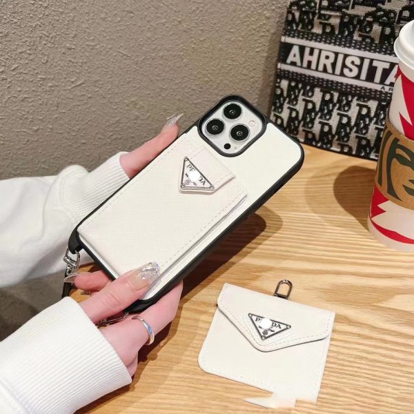 Pra Leather Chain iPhone Case - 图片 3