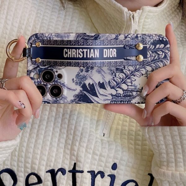 CD Vintage Wristband iPhone Case - 图片 4