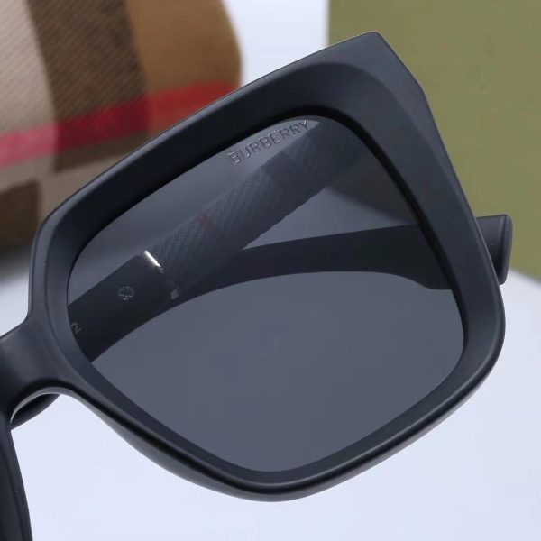 Full Frame Sunglasses - 图片 10