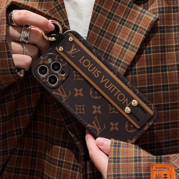 Lou Brown Wristband iPhone Case - 图片 5
