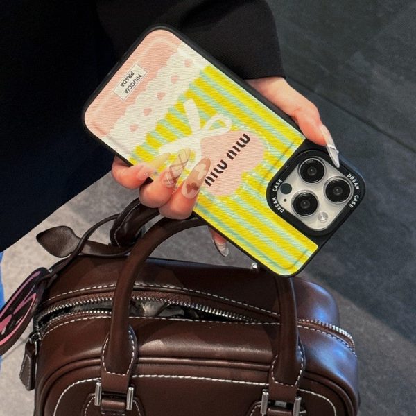 Miu Green & Pink Leather iPhone Case - 图片 7