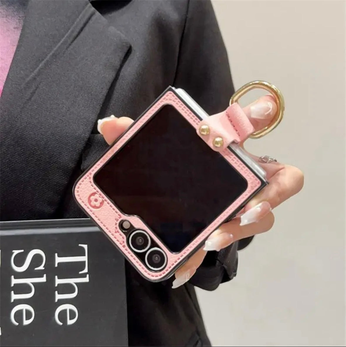 "Samsung Z Flip series leather folding anti-fall mobile phone case, with finger ring buckle design" - 图片 11
