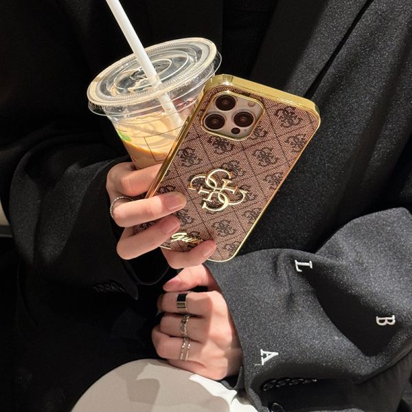 Gue Gold Logo Leather iPhone Case - 图片 9
