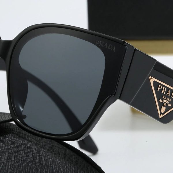Thick Frame Retro Sunglasses - 图片 9