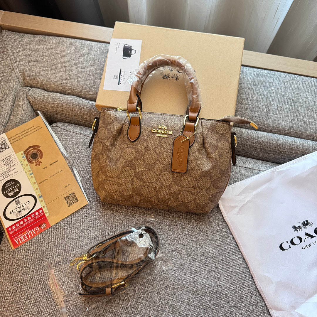 Crafted to Perfection: Leather Hand Bag with a Luxe Touch - 图片 8