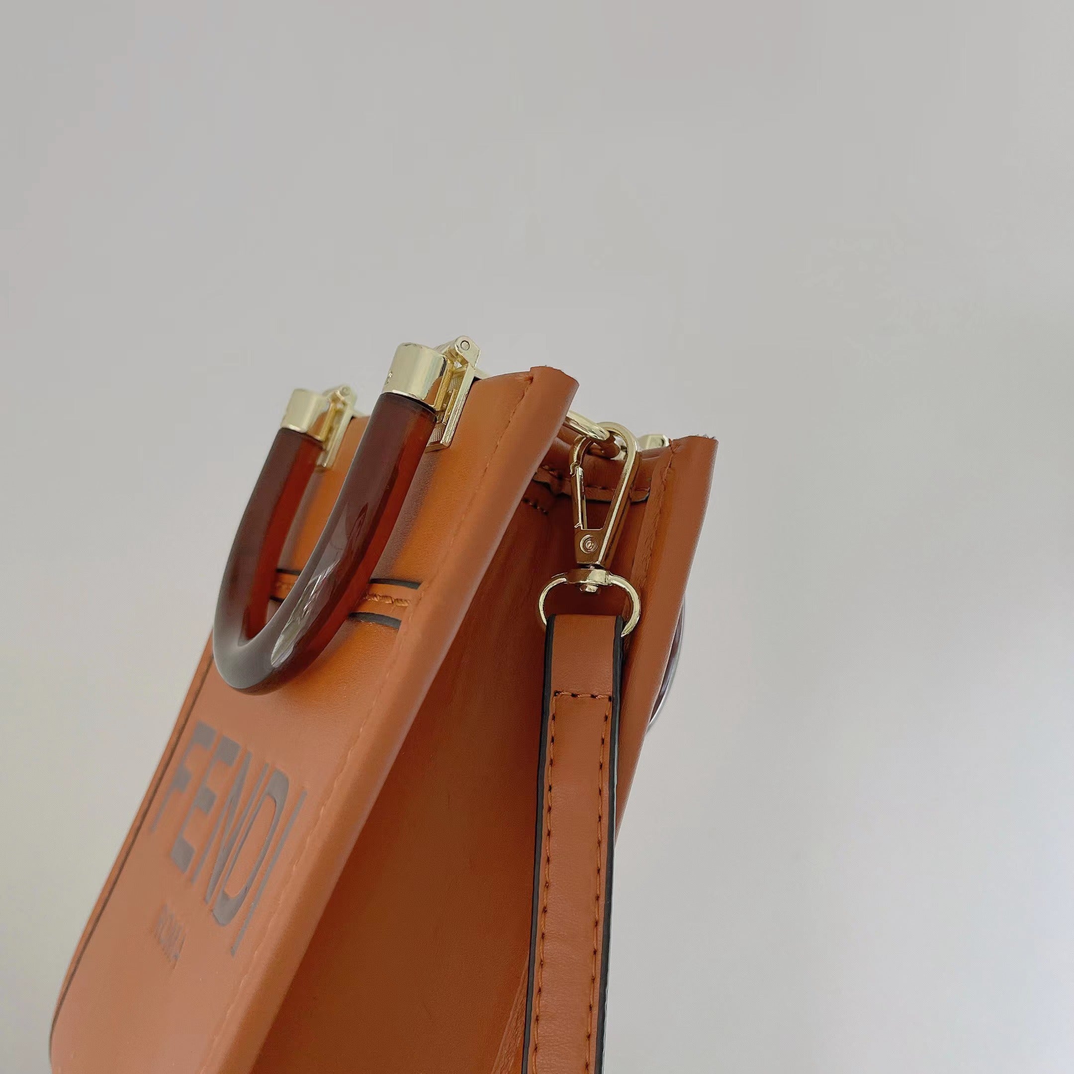 Classic Tote Bag With Crossbody Strap - 图片 8