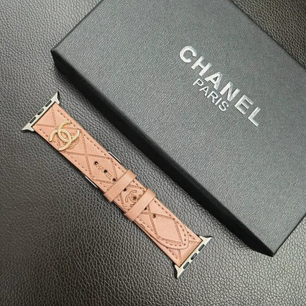 Luxury Gold Monogram 3D Embossed Leather Apple Watch Strap - 图片 14