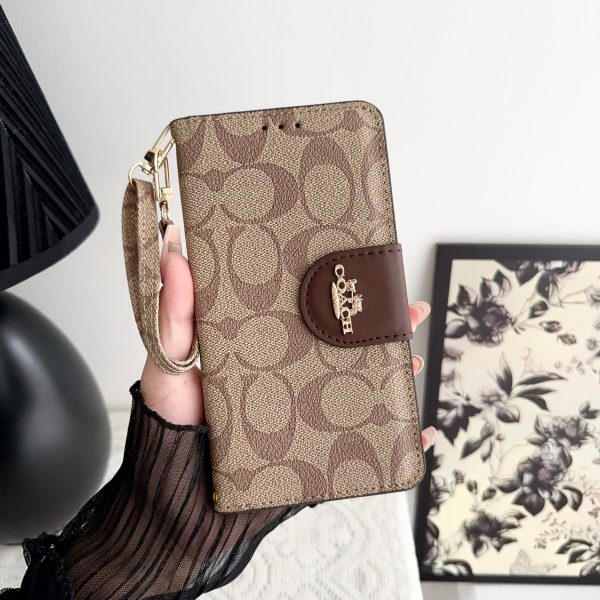 Coach iPhone Case  Leather Flip Case with Card Holder Brown-PTK241622 - 图片 2