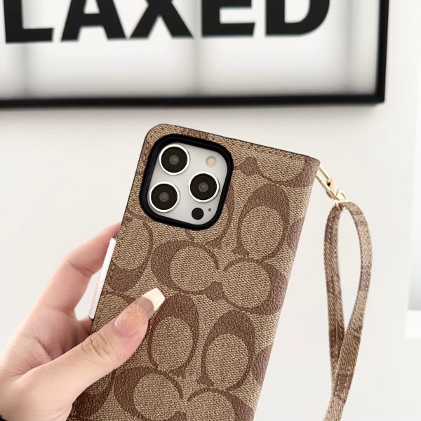Coach iPhone Case  Leather Flip Case with Card Holder Brown-PTK241622 - 图片 5
