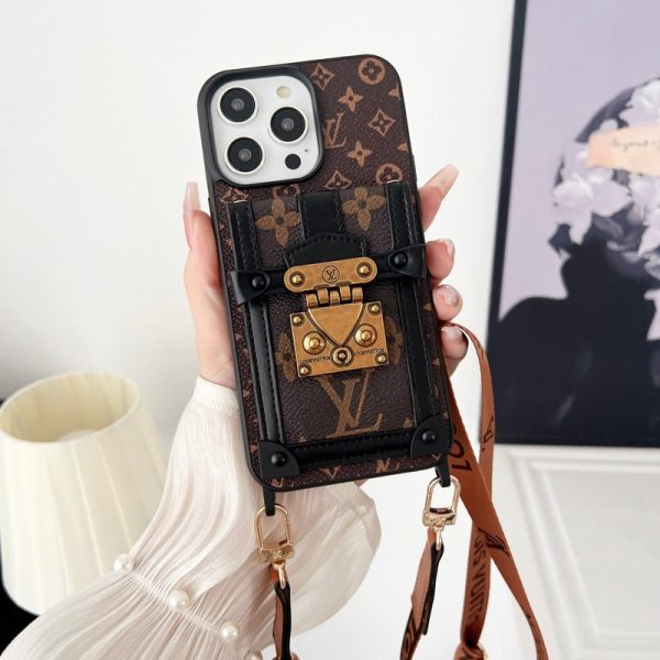 Lou Brown Crossbody Chain iPhone Case - 图片 12