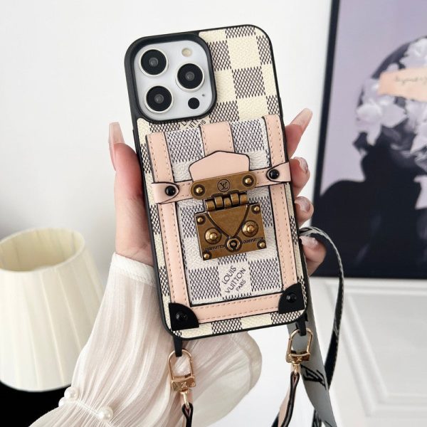 Lou Black & White Crossbody Chain iPhone Case - 图片 3