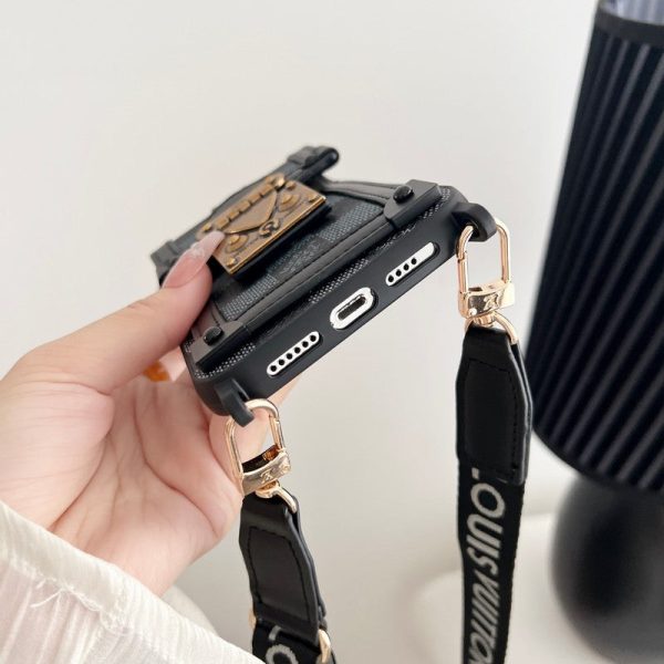 Lou Brown Crossbody Chain iPhone Case - 图片 6
