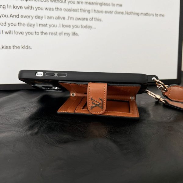 Lou Card Bag Chain Classic Brown iPhone Case - 图片 8