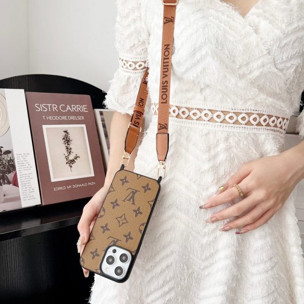 Lou Brown Crossbody iPhone Case - 图片 5