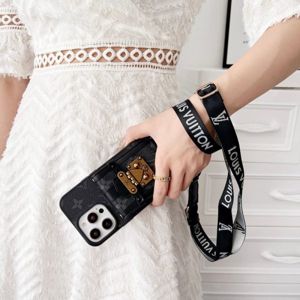 Lou Black & White Crossbody Chain iPhone Case - 图片 4