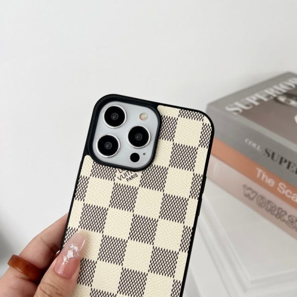 Lou Black & White Crossbody iPhone Case - 图片 5