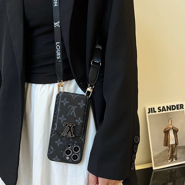 Lou Card Bag Chain Black iPhone Case - 图片 3