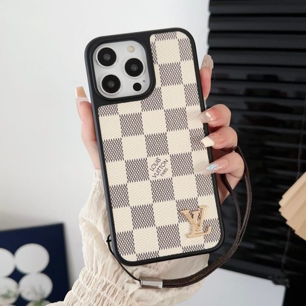 Lou Black & White Hand Chain iPhone Case - 图片 11