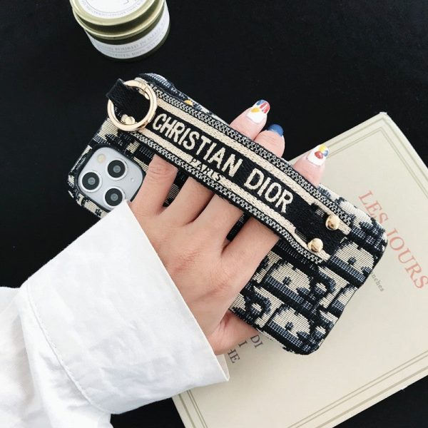 CD Classic Wristband iPhone Case - 图片 3