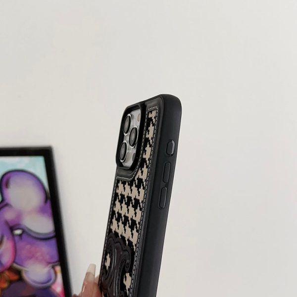 CE Gold Chain Leather iPhone 16 Case - 图片 11