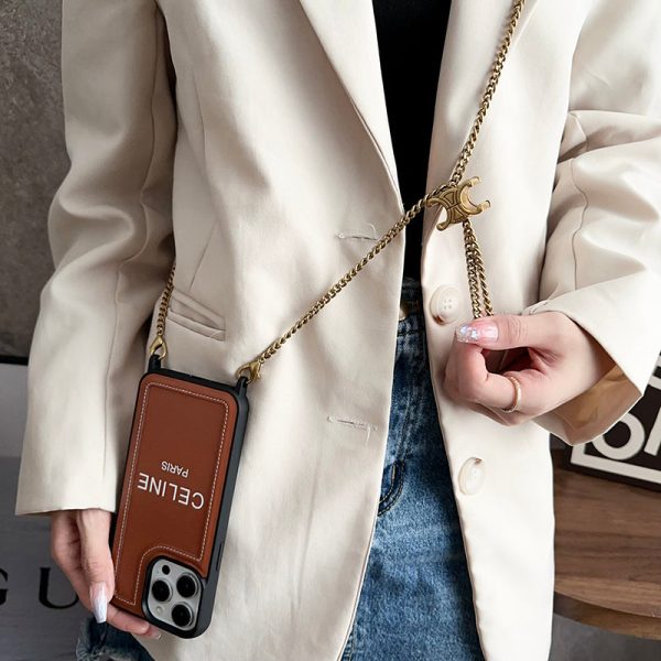 CE Gold Chain Leather iPhone 16 Case - 图片 5