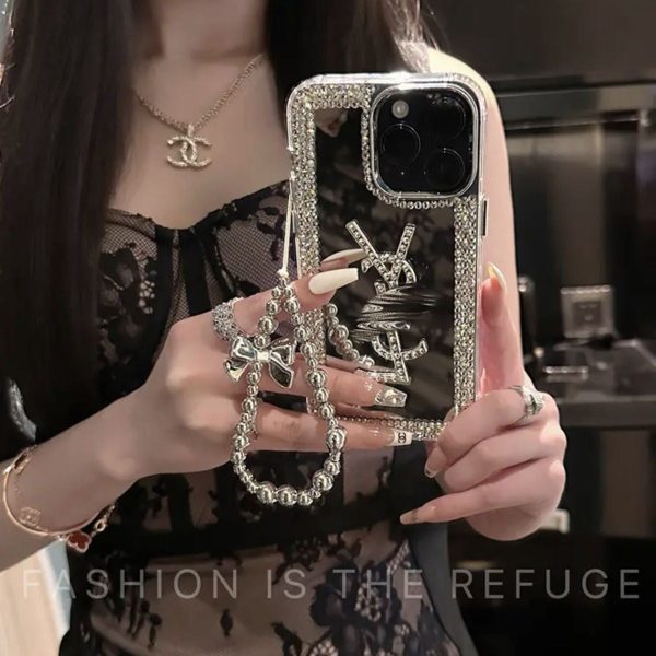 Glamorous Beauty Mirror iPhone Case – Makeup & Style On the Go! - 图片 3