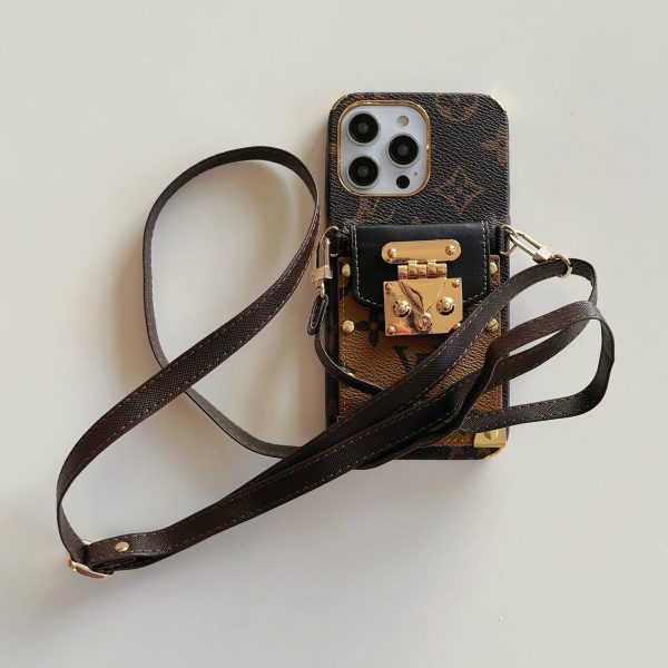 Lou Chain Leather iPhone Case - 图片 15