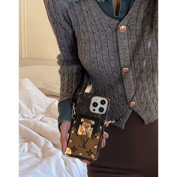 Lou Chain Leather iPhone Case - 图片 5