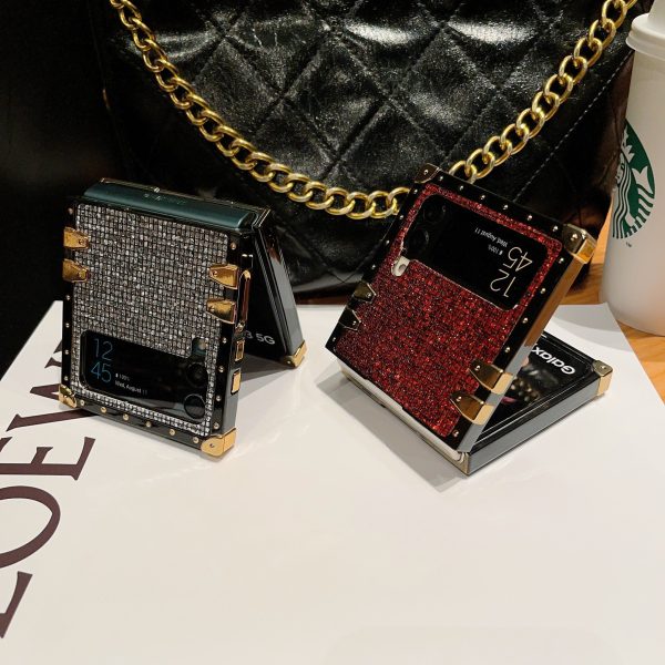 Samsung Galaxy Z Flip6/5/4/3 5G Square Case "Ruby Ring" - 图片 10