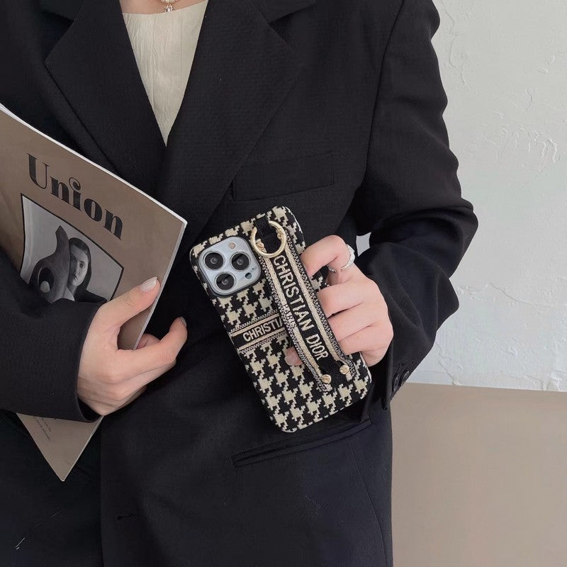 CD Houndstooth Wristband iPhone Case - 图片 9