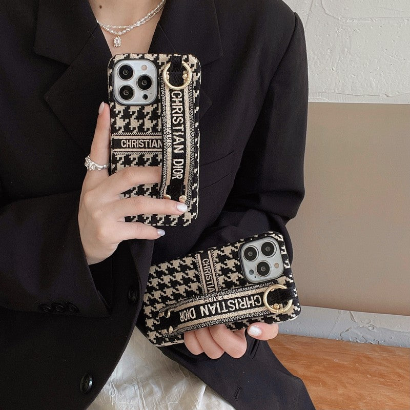 CD Houndstooth Wristband iPhone Case - 图片 3